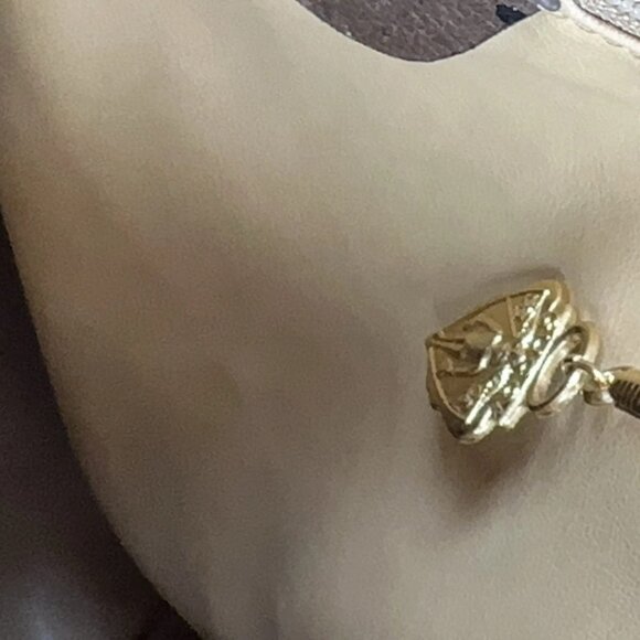 Auth Gucci GG Supreme PVC x Leather Beige Drawstring Shoulder Bag - Picture 8 of 10